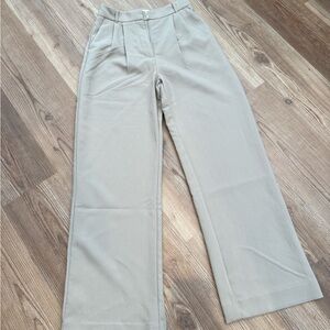 NWT Abercrombie trousers. 4R